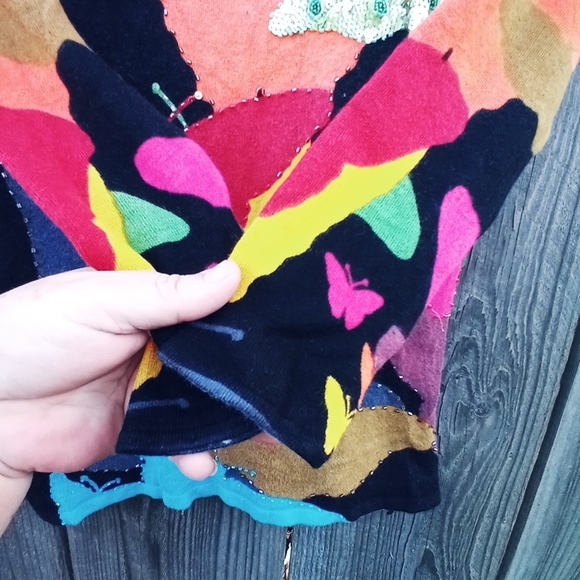 VINTAGE ALBERTO MAKALI BUTTERFLY BEADED SZ S COLORED PATTERN TOP Y2K ROUND NECK - Picture 5 of 9